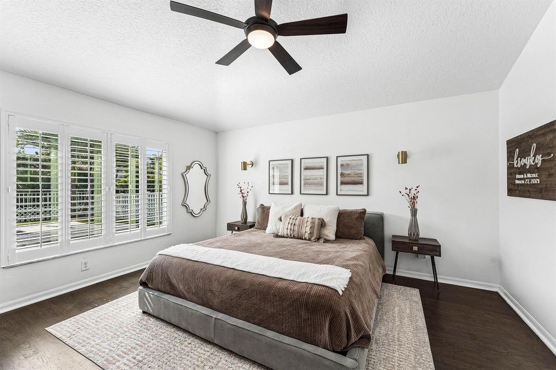 583 Canoe Point
