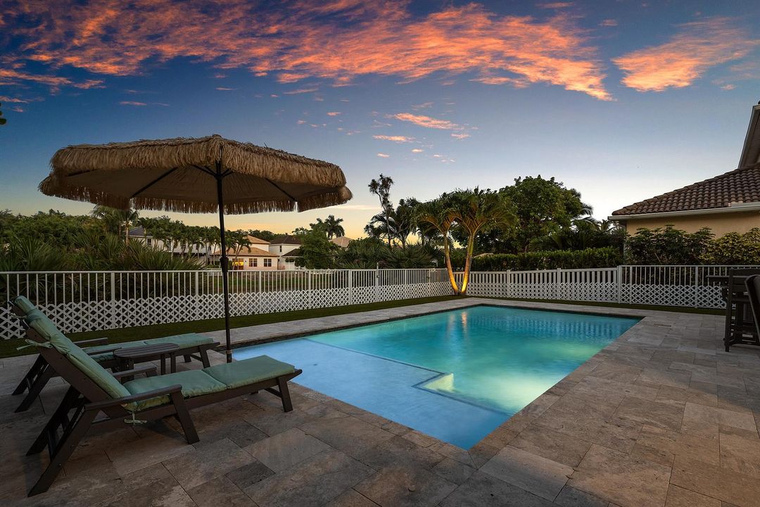 583 Canoe Point
