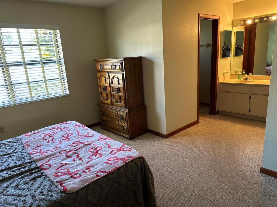 Fernandez master suite 3