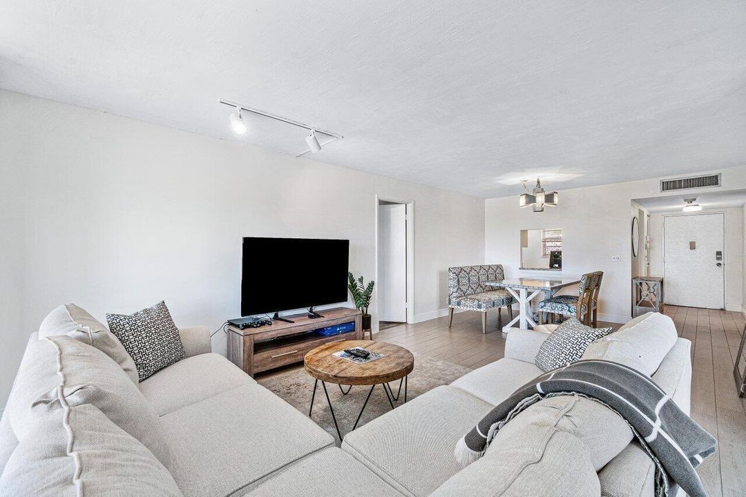 014-6000Northwest2ndAvenue-BocaRaton-FL-