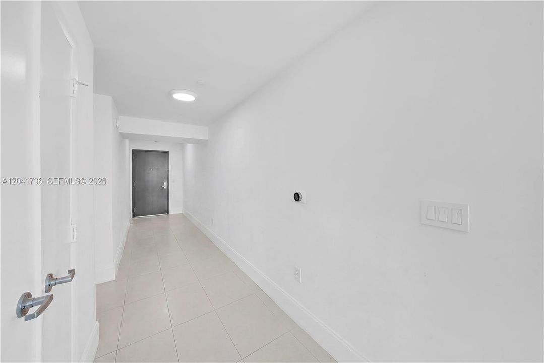 For Sale: $745,000 (2 beds, 2 baths, 1315 Square Feet)