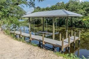 En Venta: $1,500,000 (8.20 acres)