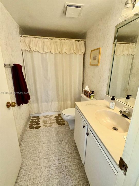 For Sale: $449,000 (3 beds, 2 baths, 1628 Square Feet)