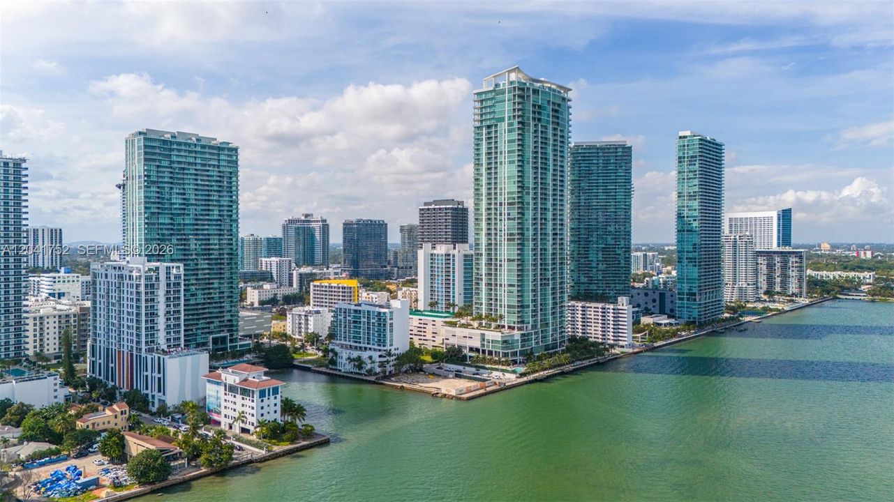 For Sale: $719,000 (2 beds, 2 baths, 1187 Square Feet)