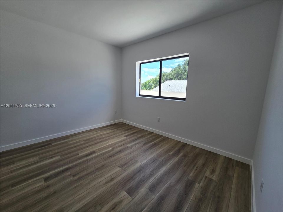 В аренду: $3,850 (3 спален, 2 ванн, 1298 Квадратных фут)
