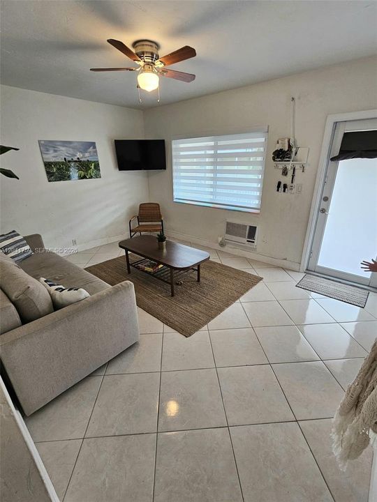En Venta: $260,000 (1 camas, 1 baños, 583 Pies cuadrados)