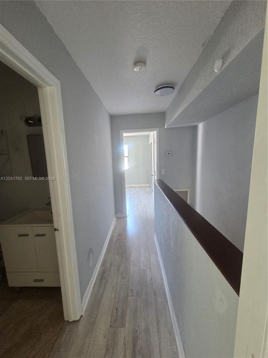 В аренду: $2,299 (2 спален, 2 ванн, 1020 Квадратных фут)