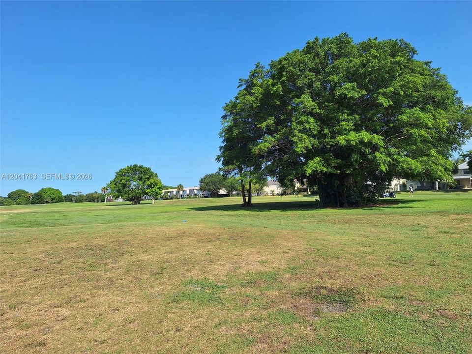 For Rent: $2,250 (2 beds, 2 baths, 1100 Square Feet)