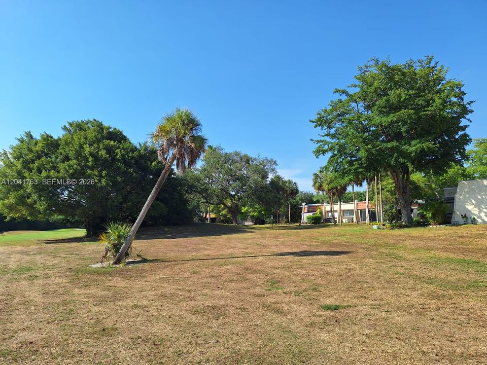 For Rent: $2,250 (2 beds, 2 baths, 1100 Square Feet)