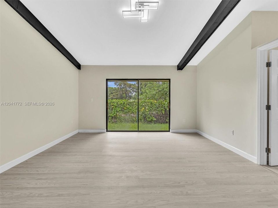 House For Rent8813 PARADISE CTTAMARAC, FL 33321(PARADISE ESTATES)786-600-0063
