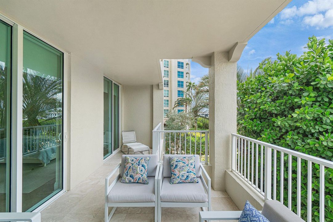 2 PRIVATE BALCONIES