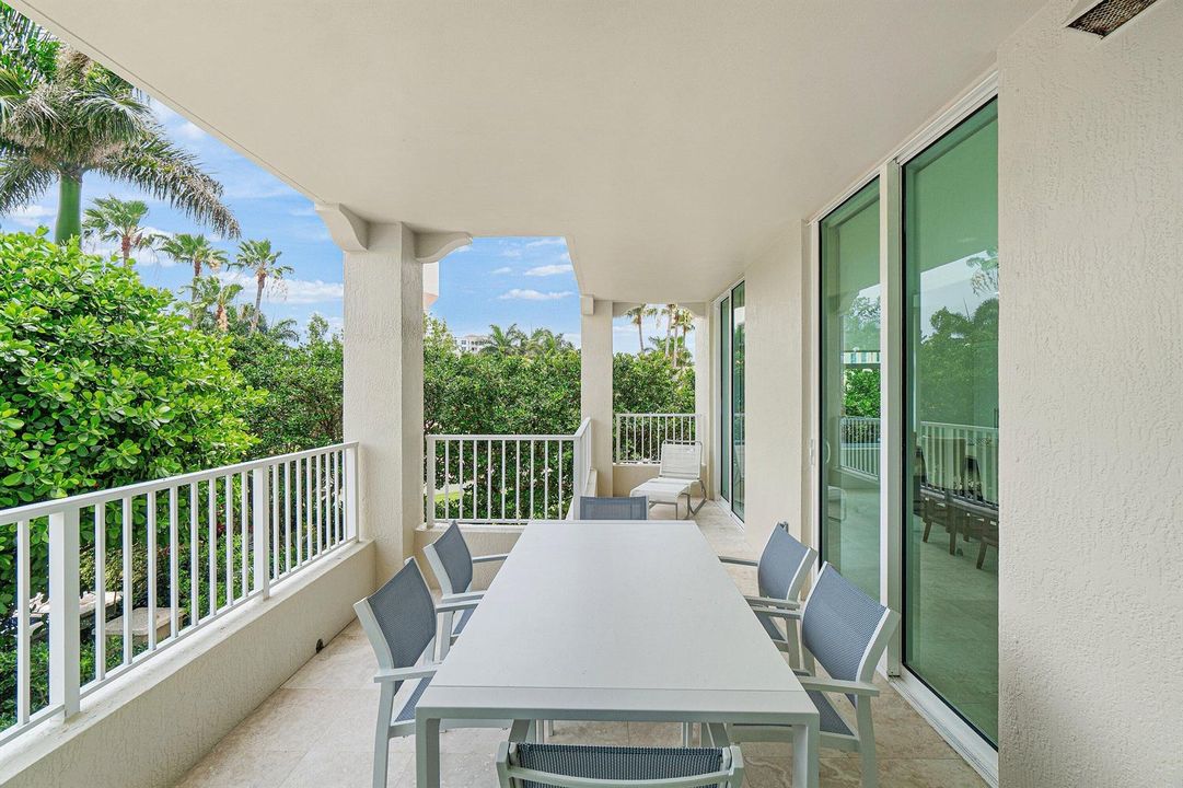 2 PRIVATE BALCONIES