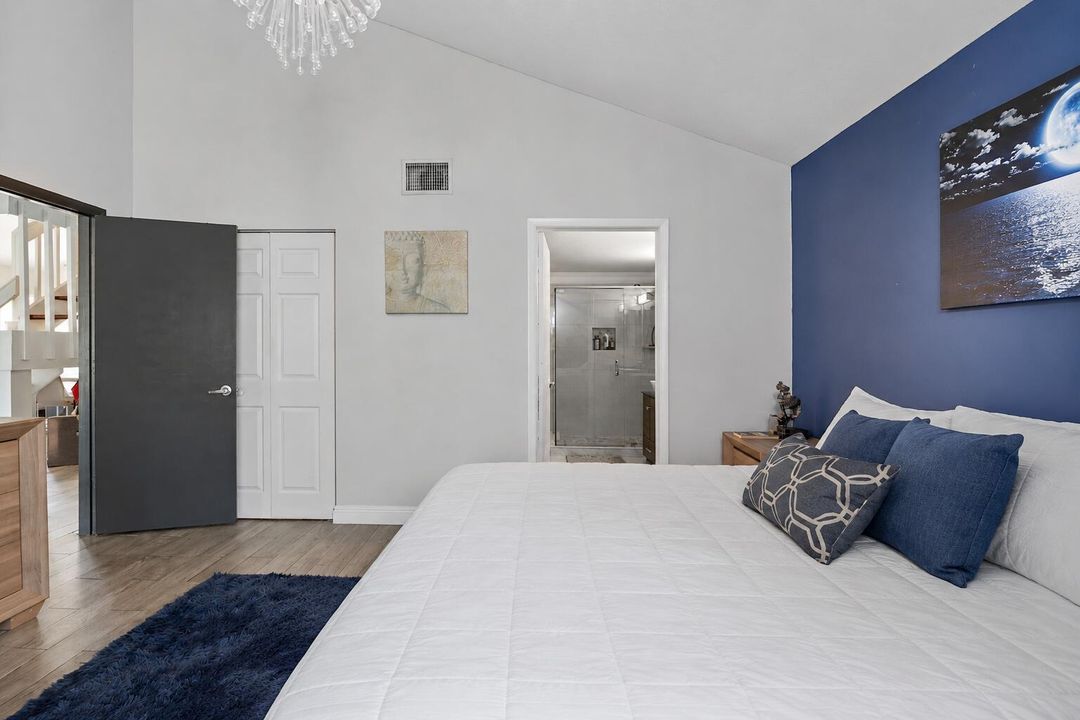 480 - Downstairs Master Bedroom 2