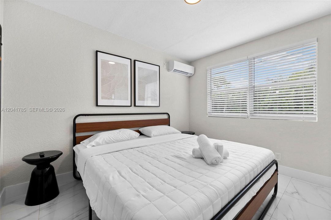 For Rent: $4,300 (4 beds, 3 baths, 1724 Square Feet)