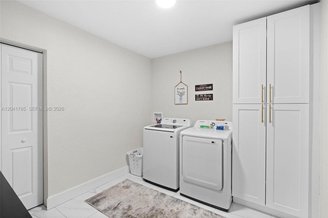 For Rent: $4,300 (4 beds, 3 baths, 1724 Square Feet)