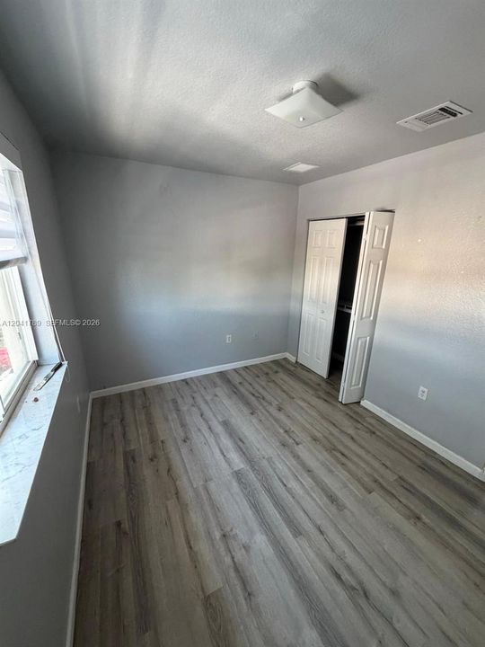 For Rent: $2,500 (3 beds, 2 baths, 1426 Square Feet)