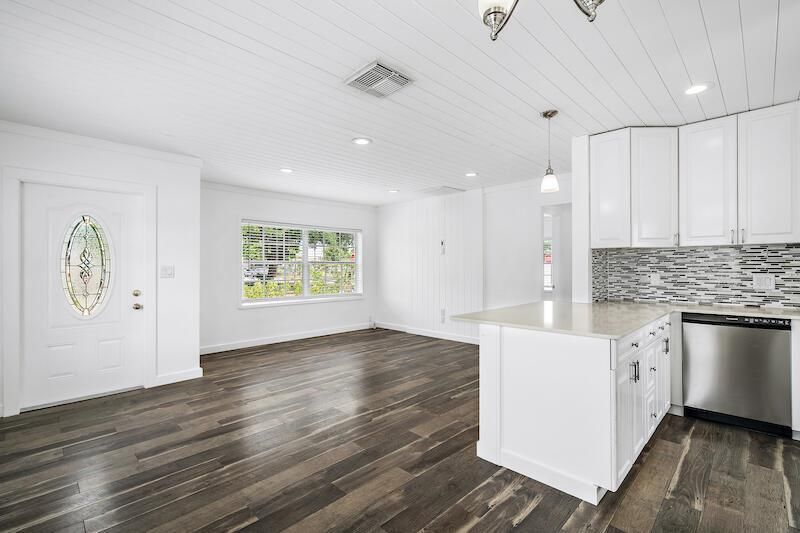 4615 Garden Ave -16