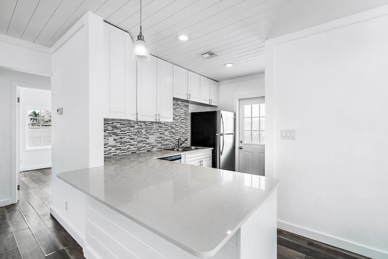 4615 Garden Ave -18
