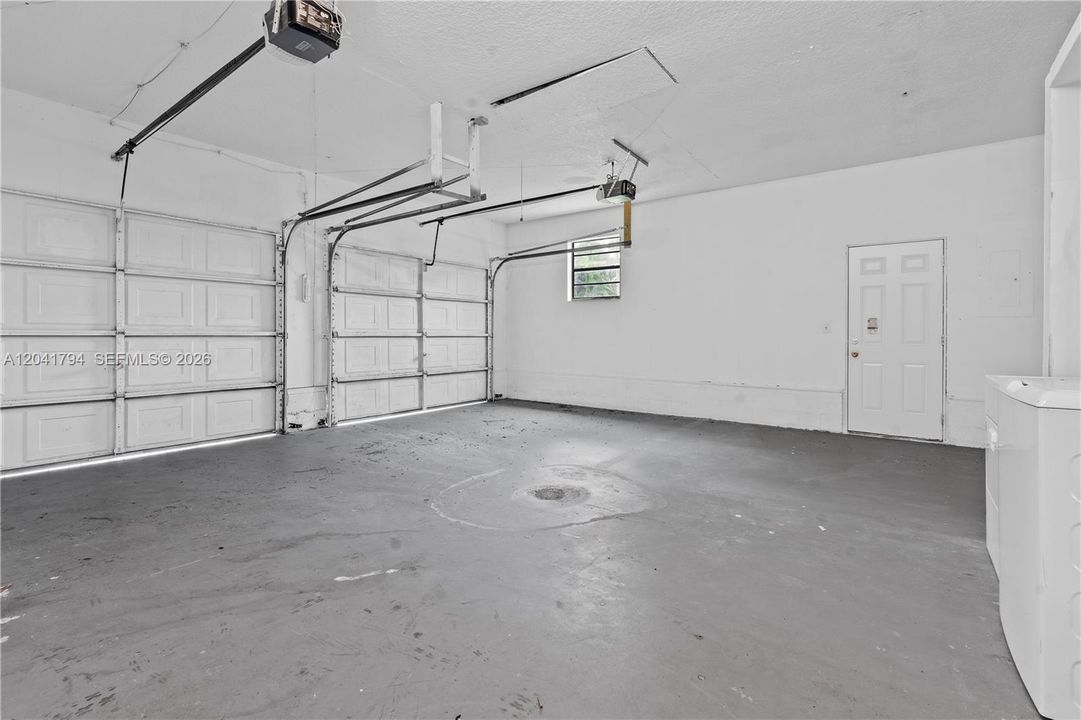 В аренду: $3,750 (3 спален, 2 ванн, 1656 Квадратных фут)
