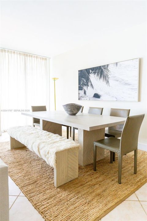 В аренду: $8,500 (2 спален, 2 ванн, 1740 Квадратных фут)