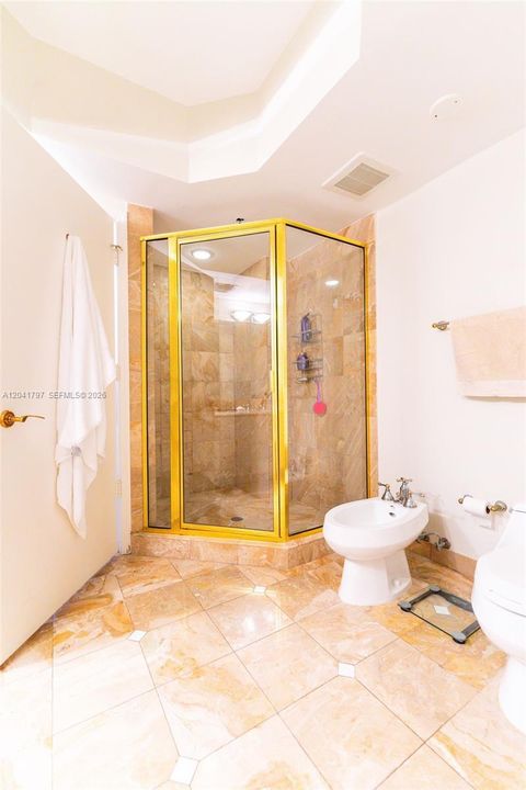 В аренду: $8,500 (2 спален, 2 ванн, 1740 Квадратных фут)