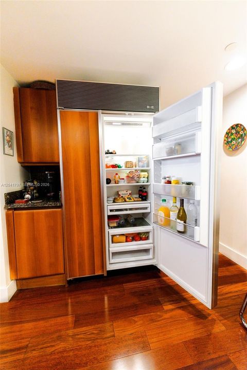 В аренду: $8,500 (2 спален, 2 ванн, 1740 Квадратных фут)