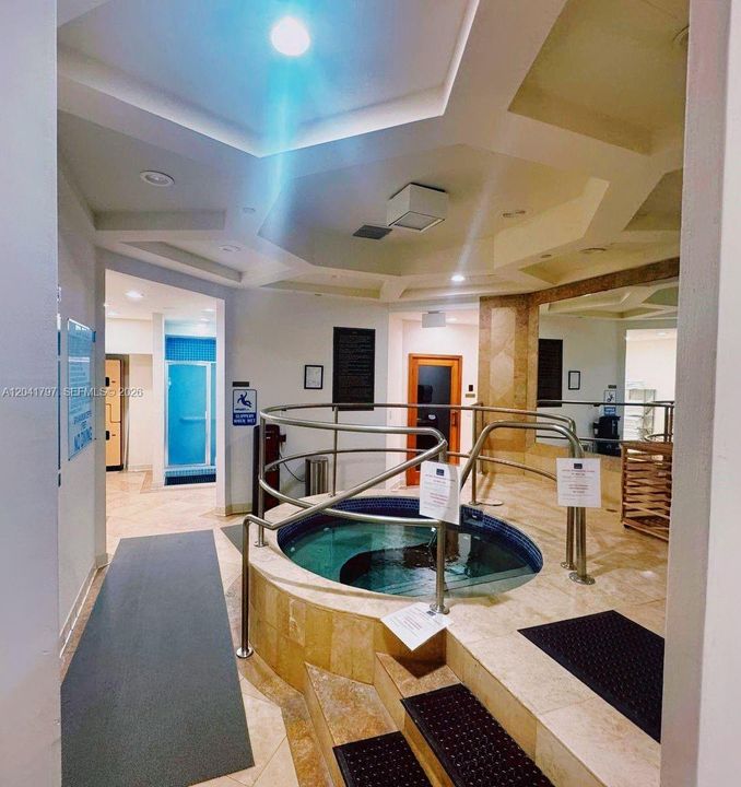 В аренду: $8,500 (2 спален, 2 ванн, 1740 Квадратных фут)
