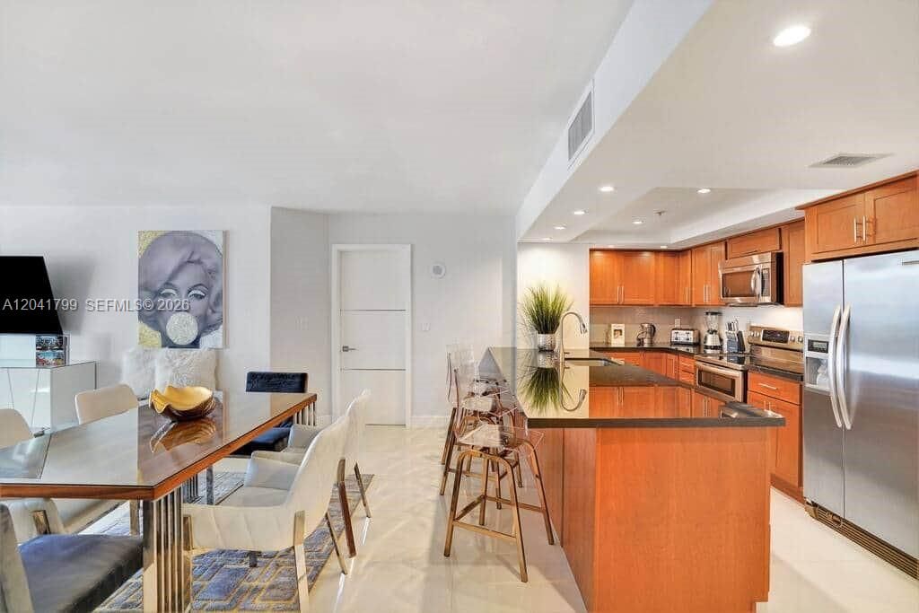 For Sale: $1,500,000 (4 beds, 3 baths, 1827 Square Feet)