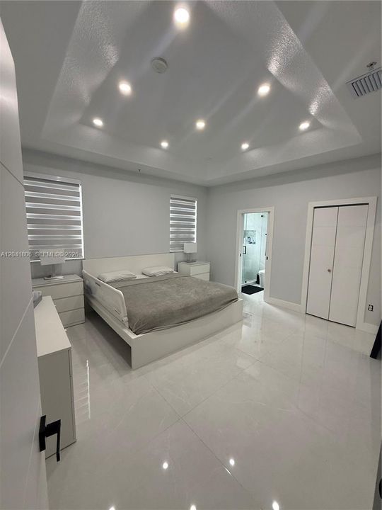 En Venta: $515,000 (4 camas, 3 baños, 1464 Pies cuadrados)