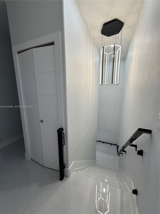 En Venta: $515,000 (4 camas, 3 baños, 1464 Pies cuadrados)