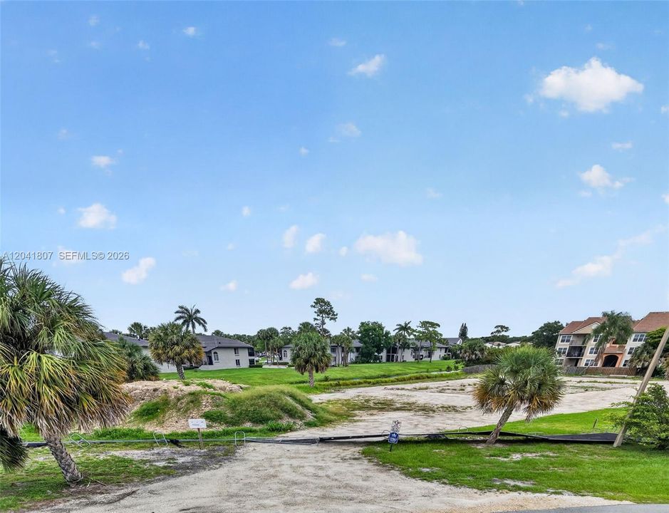 For Sale: $3,200,000 (1.27 acres)