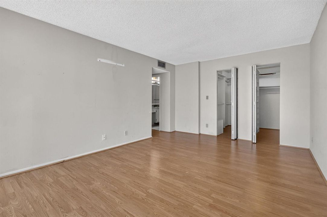 22-web-or-mls-8H3A8605