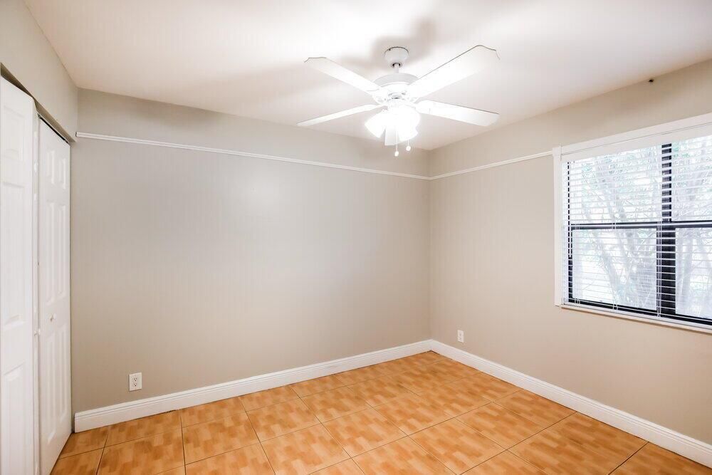 12-Bedroom_20260609220608-lg