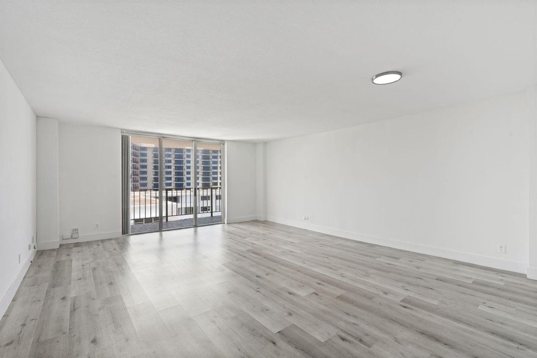 2-web-or-mls-1900 S Ocean Blvd 10J, Pomp