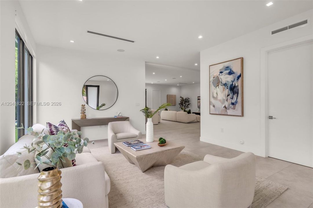 En Venta: $2,580,000 (4 camas, 5 baños, 3733 Pies cuadrados)