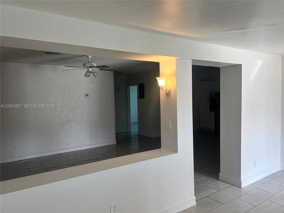En Renta: $1,995 (2 camas, 1 baños, 2920 Pies cuadrados)