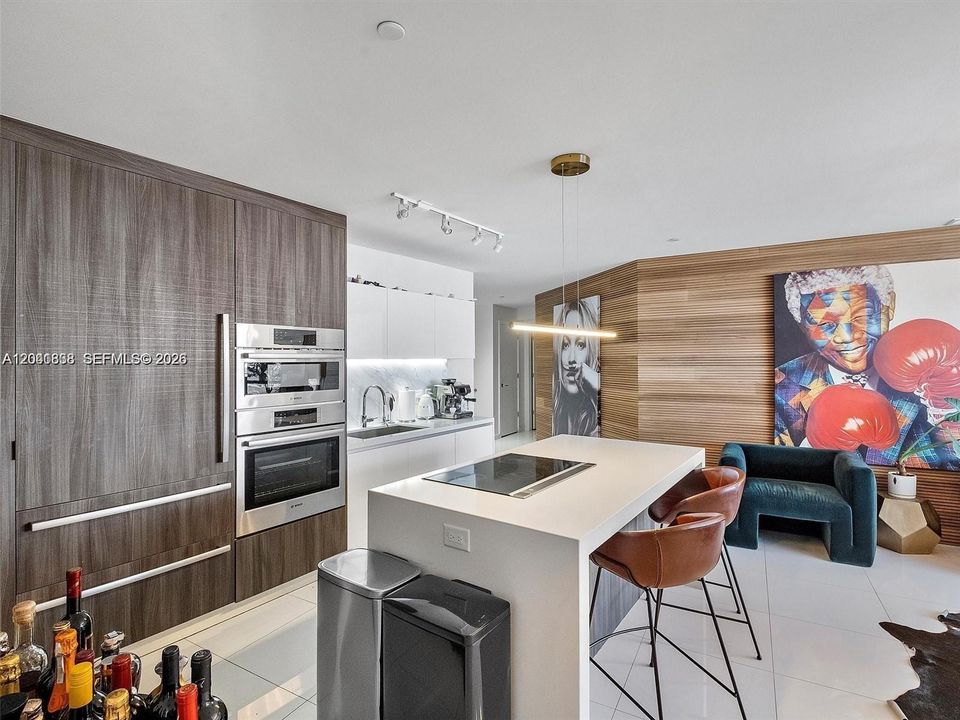 For Rent: $8,000 (2 beds, 3 baths, 1753 Square Feet)