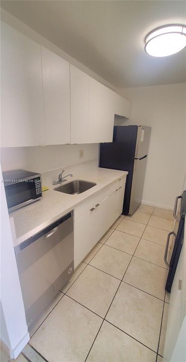 En Renta: $2,400 (3 camas, 2 baños, 994 Pies cuadrados)