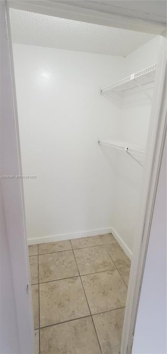 En Renta: $2,400 (3 camas, 2 baños, 994 Pies cuadrados)