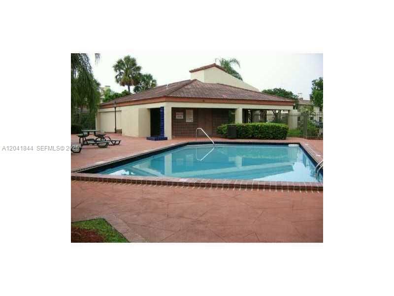 Swimming Pool/Hot Tub/Sauna