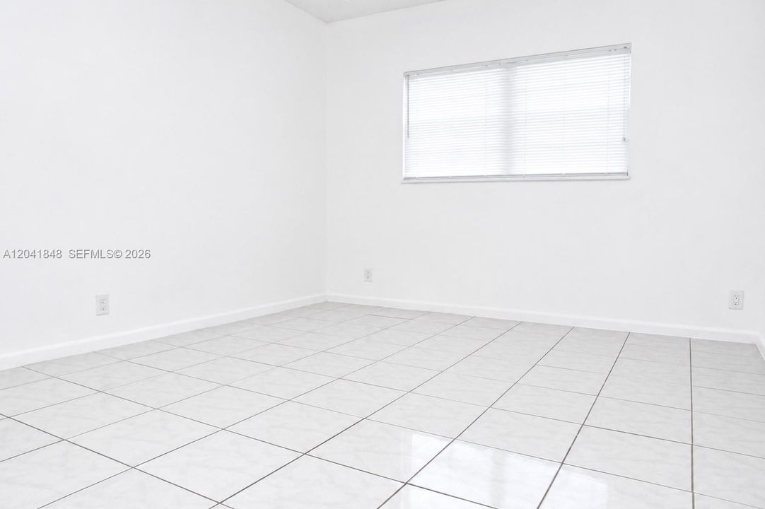 В аренду: $2,600 (3 спален, 2 ванн, 1500 Квадратных фут)
