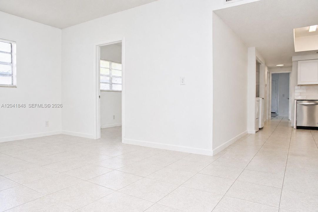 В аренду: $2,600 (3 спален, 2 ванн, 1500 Квадратных фут)