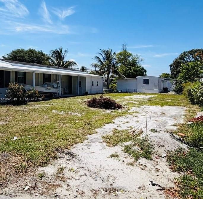 En Venta: $145,000 (0.09 acres)