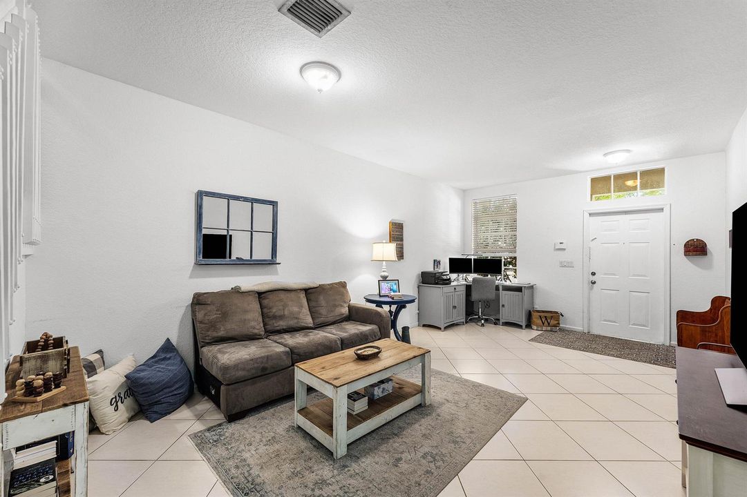 008-331SpruceStreet-BoyntonBeach-FL-3342