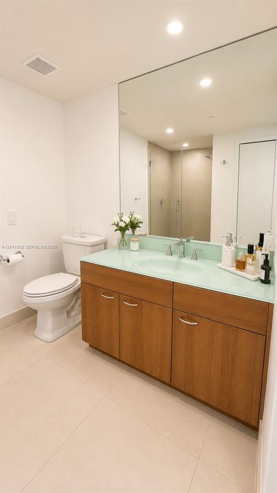 В аренду: $4,200 (2 спален, 2 ванн, 1430 Квадратных фут)
