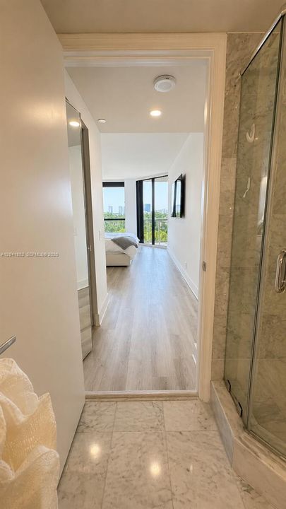 В аренду: $4,200 (2 спален, 2 ванн, 1430 Квадратных фут)