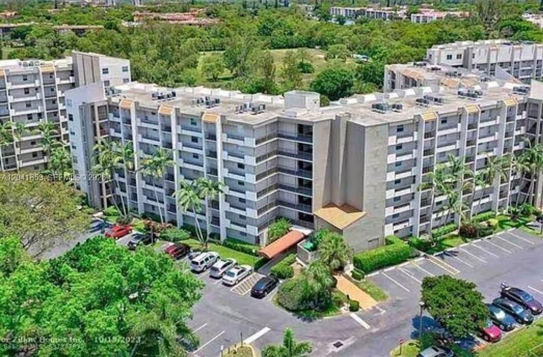 В аренду: $2,100 (2 спален, 2 ванн, 1260 Квадратных фут)