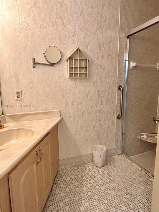На продажу: $275,000 (2 спален, 2 ванн, 1220 Квадратных фут)