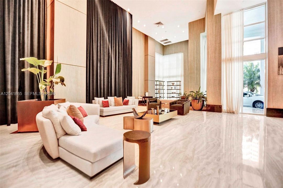 En Venta: $1,555,000 (2 camas, 2 baños, 1404 Pies cuadrados)