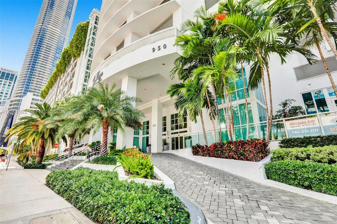 En Venta: $1,555,000 (2 camas, 2 baños, 1404 Pies cuadrados)